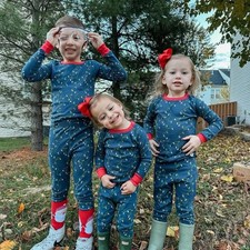 Pact Navy Lights Pajama Set 4T 100 organic cotton new