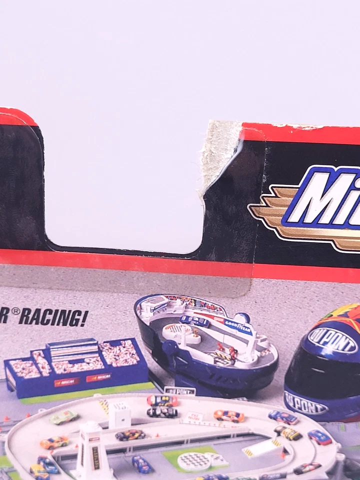 Micro Machines Dale Earnhardt NASCAR Checkered Flag Series Race Hauler Bundle - Image 3 of 4