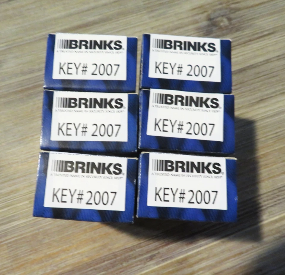 Juego de 6 candados laminados de acero de alta seguridad Brinks 44 mm/1-3/4" con llave iguales Foto 3 de 3