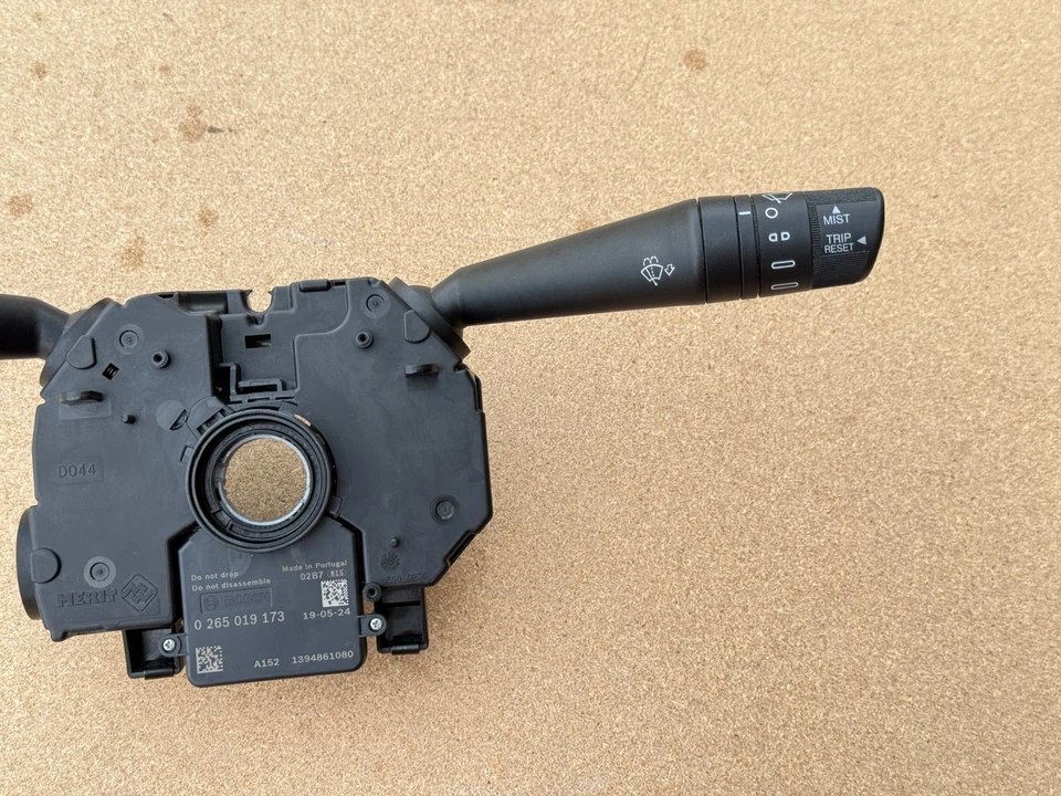 Interruptor limpiaparabrisas intermitente RAM PROMASTER CITY 2015-2022 con sensor OEM 0265019173 Foto 2 de 4