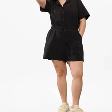 NWT Athleta Women  s XS Avenue Romper Black Short Sleeve Active Travel