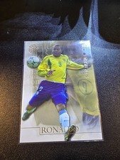 2004 Futera Unique soccer striker-Ronaldo