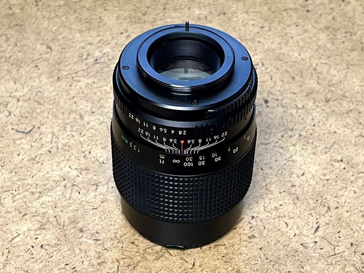 Chinon Auto 135mm F2.8 M42 Screw Mount Lens - Excellent Condition