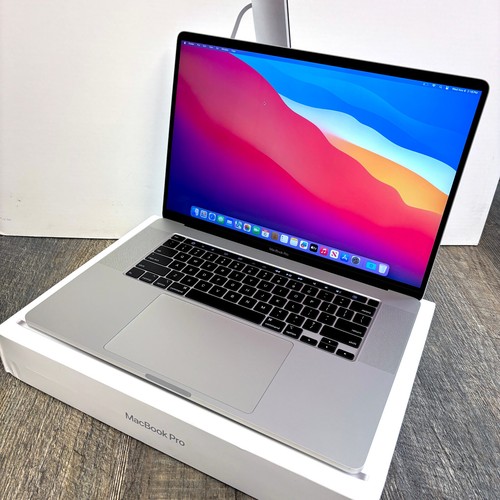 Apple MacBook Pro 16 pouces 2,3 GHz 8 cœurs i9 16 Go SSD 1 To 2019/2020 A2141 5500 M - Photo 11/15