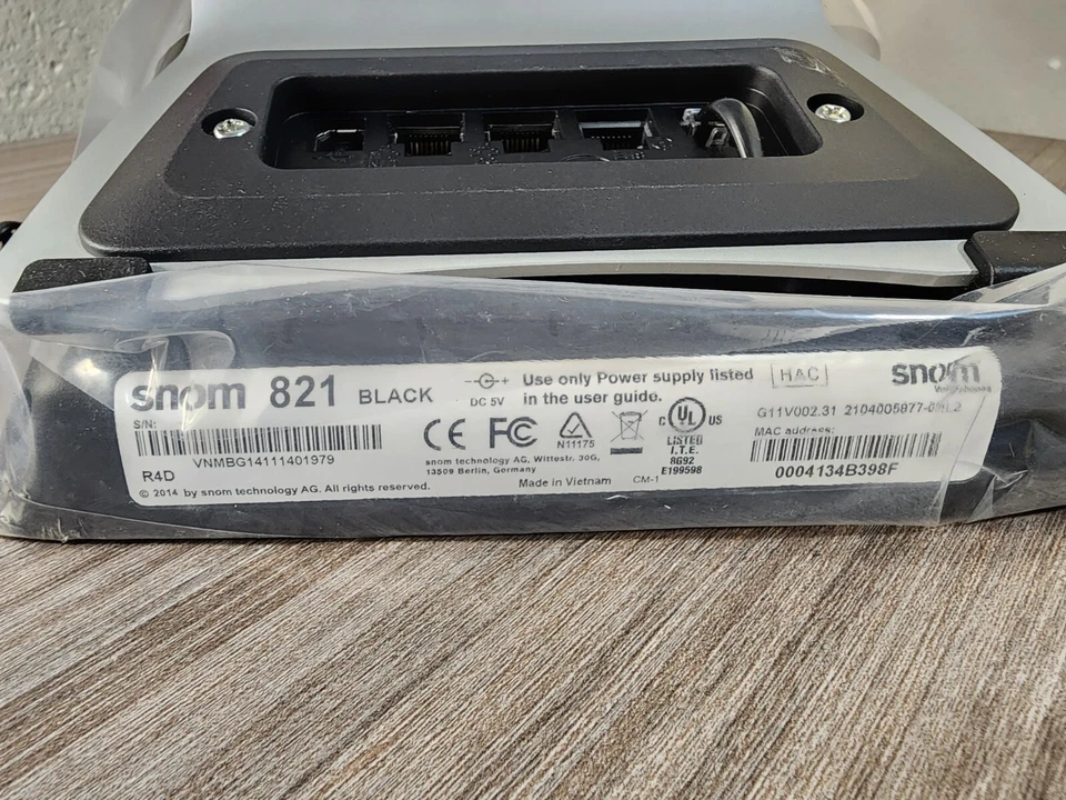 SNOM 821 VoIP Wireless Phone 12-Line LCD Gigabit No power Adapter - Image 4 of 4