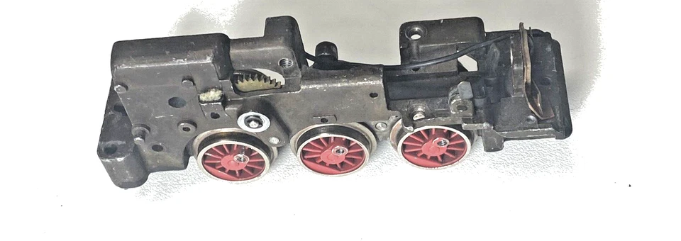 Märklin TM 800  --    FAHRGESTELL mit RÄDER/ZAHNRÄDER    --  3/ - Bild 2 von 4