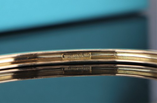 $13,500 Tiffany & Co 18K Yellow Gold Green Emerald Diamond 6.5'' Bangle Bracelet - Picture 10 of 10