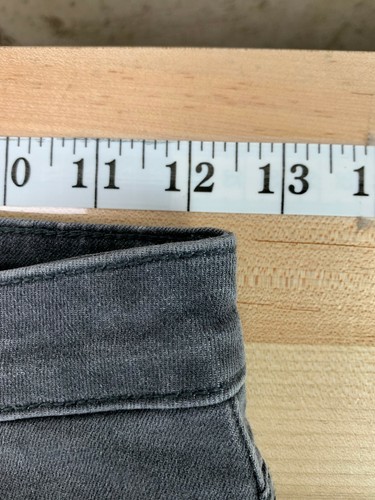 H&M Womens Denim Shorts 0 Crop Gray Wash Jean Rise Stretch Cut Off Booty 24x2 - Picture 6 of 11