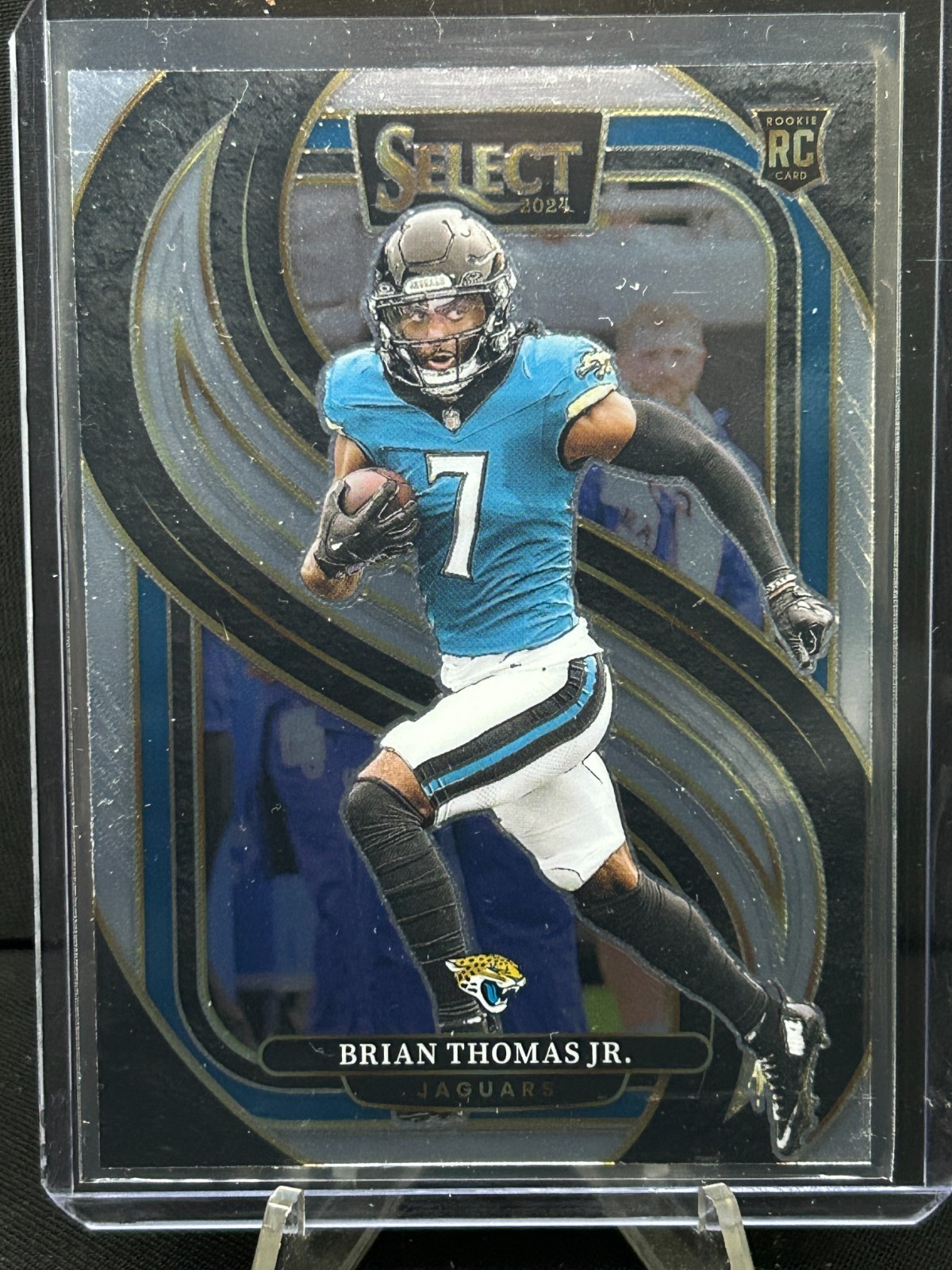 Picture 1 of 2