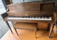 BALDWIN Spinet Upright Piano 88 Keys Walnut Wood Finish with Storage Bench