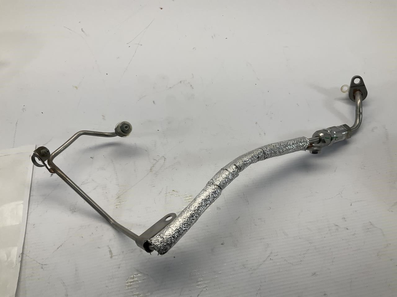 22-24 Ferrari SF90 Oil Delivery Tube Pipe Turbo Left Q