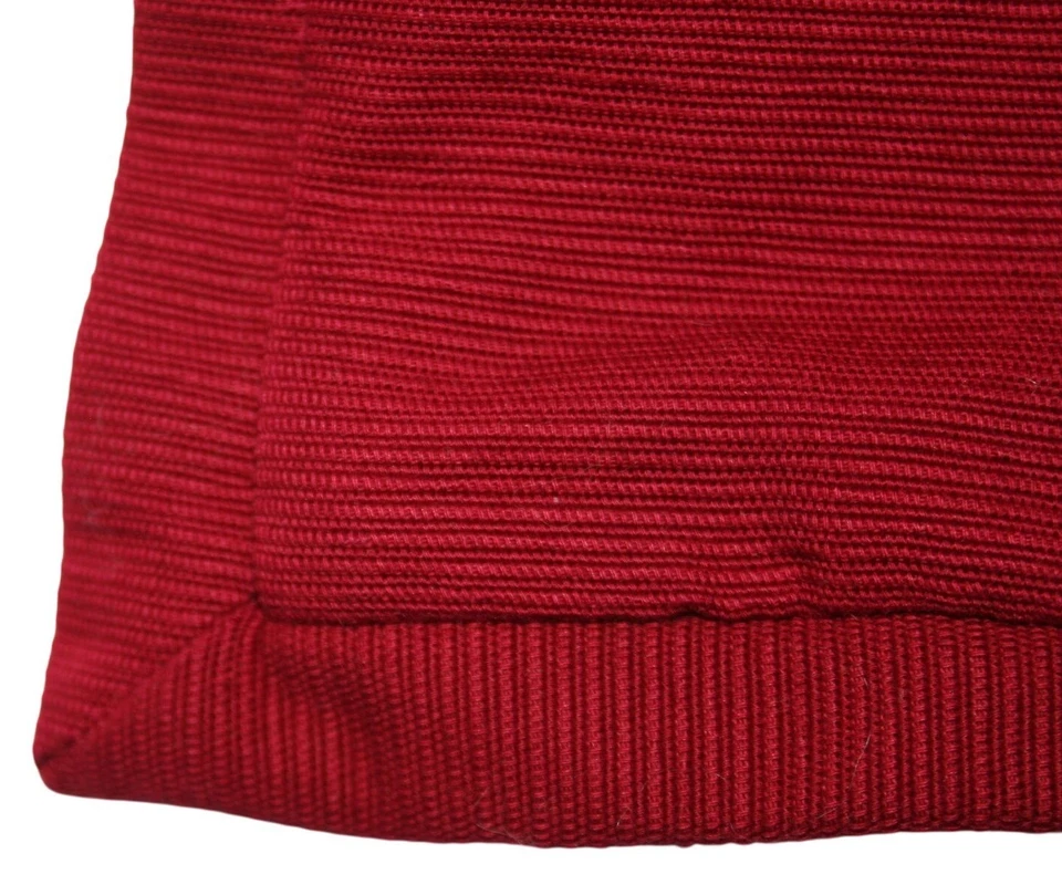 Lacoste Dos Tonos Rojo Algodón Almohada Estándar Falso Cocodrilo Logo Preppy Ropa de Cama Deportiva Foto 4 de 4