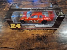 2005 Action Racing Collectables 1:24 Jeff Gordon Z-14 Halston Stock Car Lim Edt