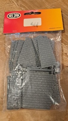 Heljan - 4 Stone Viaduct Piers - N Gauge Plastic Kit Heljan #644 (New Old Stock)