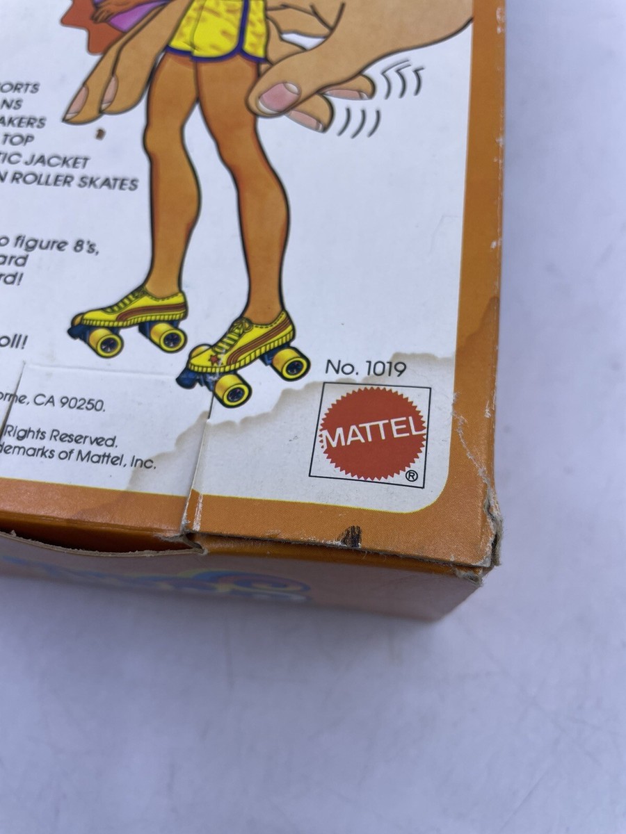 Mattel 1019 Scott avec patin à roulette 1019