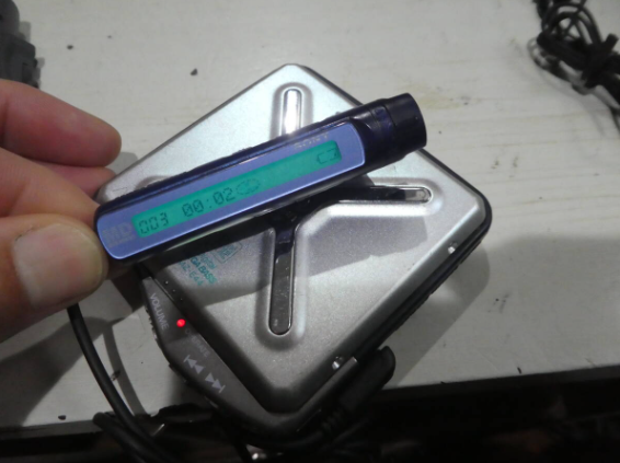 Sony MZ-E44 Blue Portable Minidisc Player MD Walkman