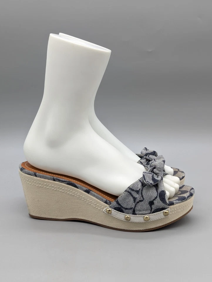 Sandálias anabela Coach feminina azul e marrom Lorah Signature Legacy tamanho 8,5 - Imagem 4 de 4