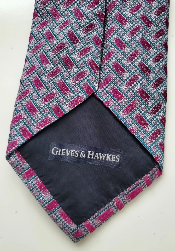 Corbata Gieves & Hawkes camuflaje 100% seda 3,5" X 58". Hecho en Inglaterra. Foto 4 de 4