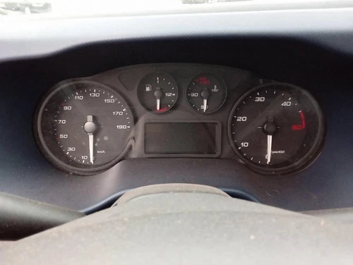 F01C410126 Réservoir Dablue pour IVECO magasin DAILY FURGON 2017 1709587