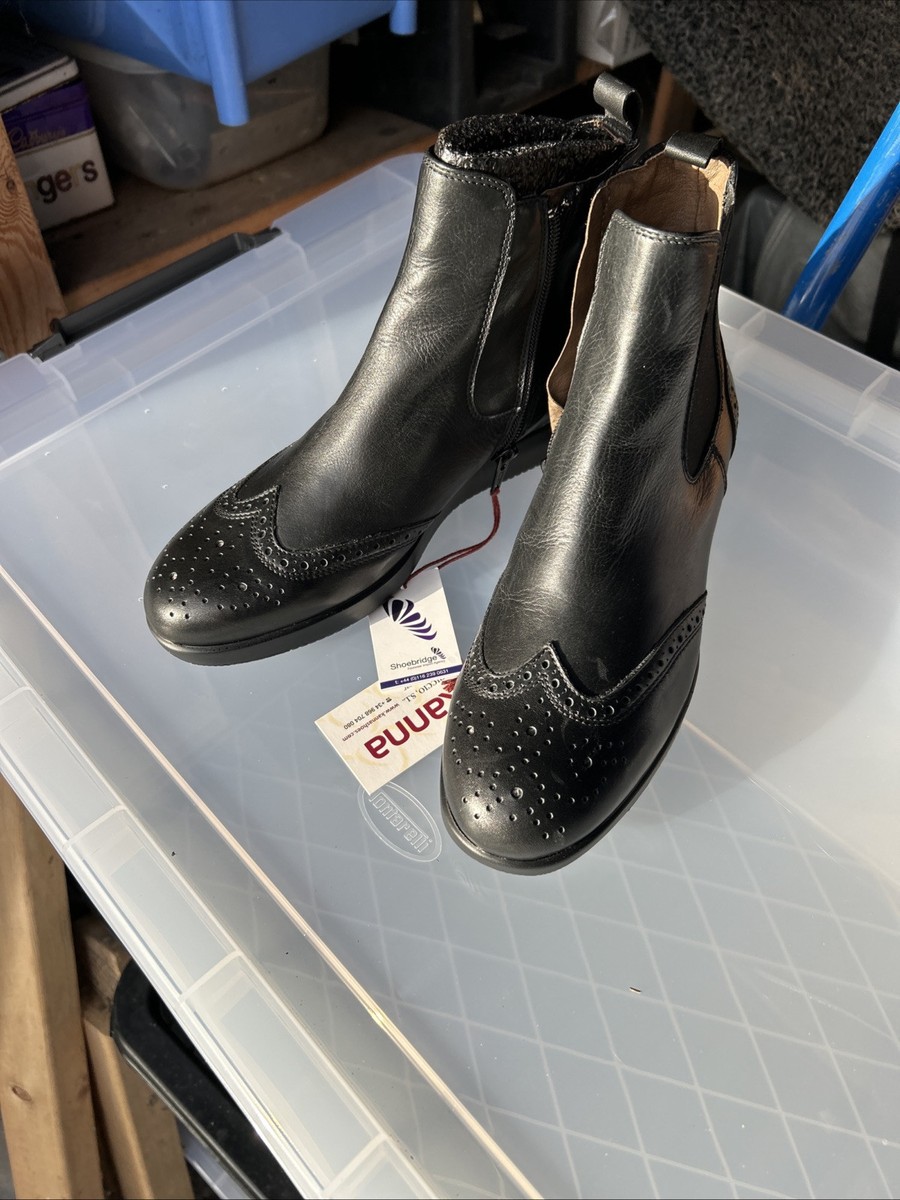 Kanna Black Leather Ankle Boots New With Tag Size