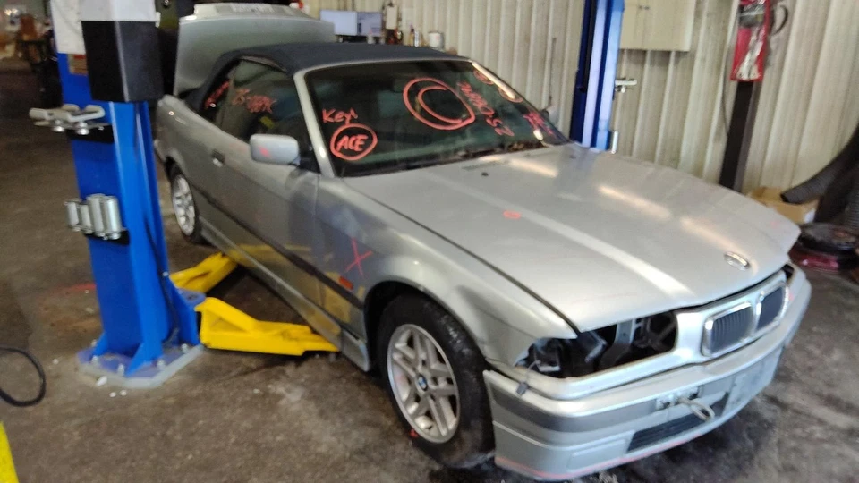 Rear Drive Shaft Convertible Automatic Transmission Fits 96-99 BMW 328i 1085951 Foto 2 de 4