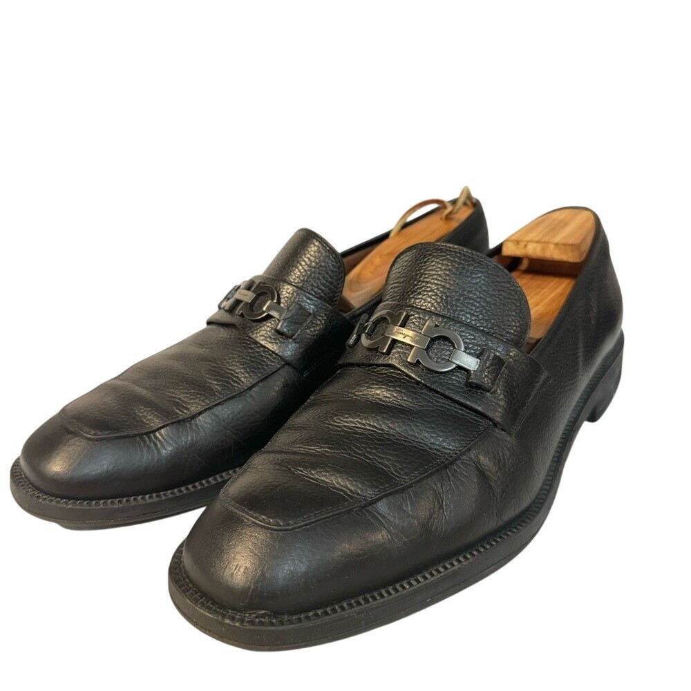 FERRAGAMO Pebbled Leather Black‎ Moccasin Loafers, Gancini Ornament, 8.5 2E, GUC Moccasin with Gancini ornament - Men | Ferragamo main image 4
