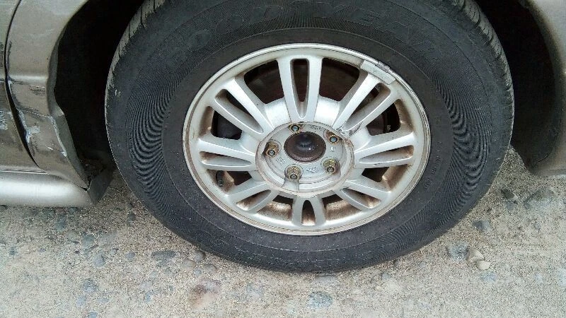 Rear Passenger Right Caliper from 2002 Buick Lesabre 5253833 - Image 4 of 4