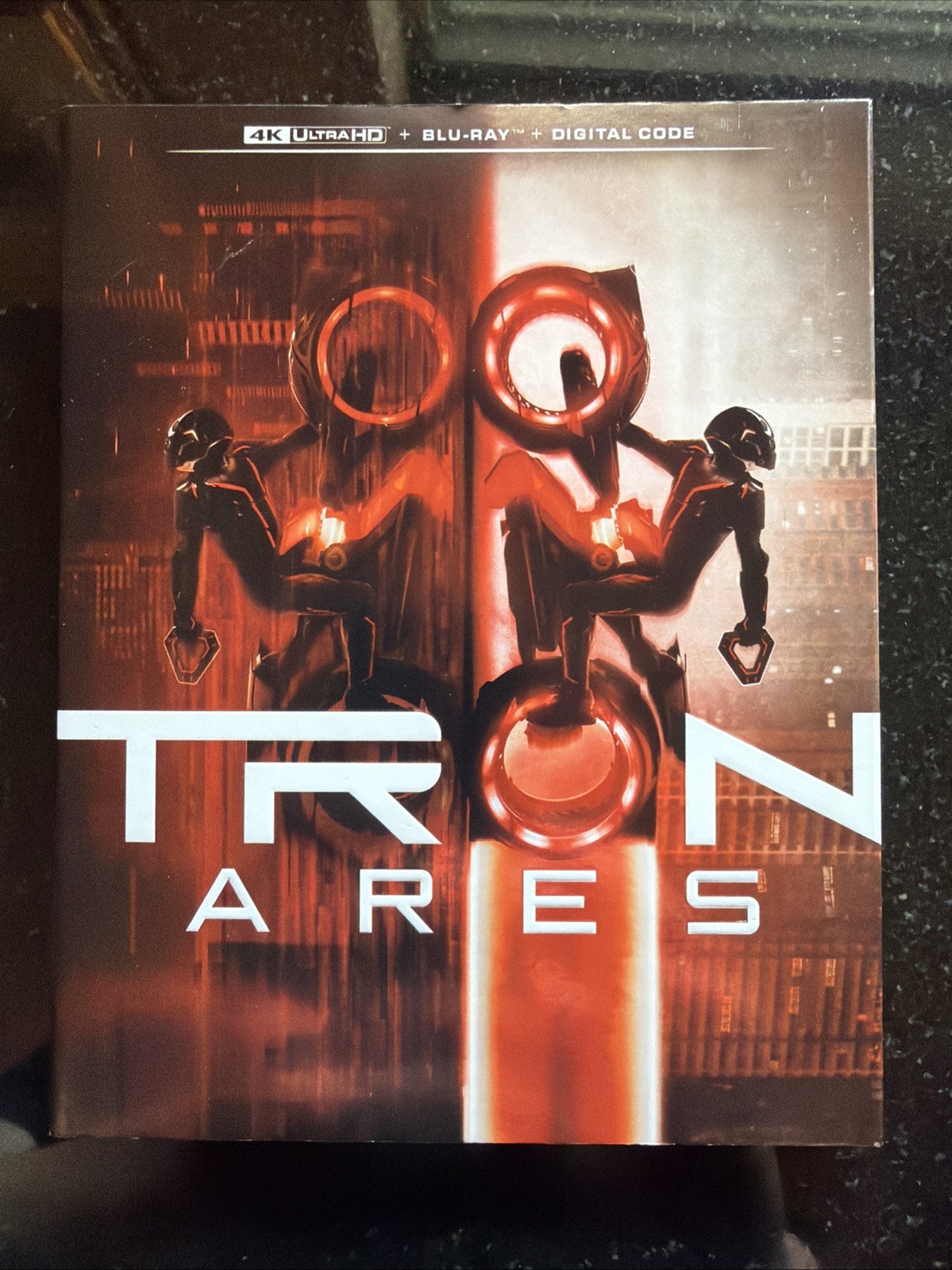 TRON: Ares (4K Ultra HD+Blu-ray+Digital+Slipcover) Brand NEW, Sealed!