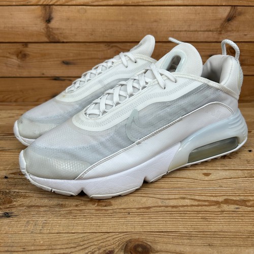 Nike Turnschuhe Herren Größe UK 10,5 Air Max 2090 Triple Weiß Mesh Laufen Fitnessschuhe - Bild 5 von 13