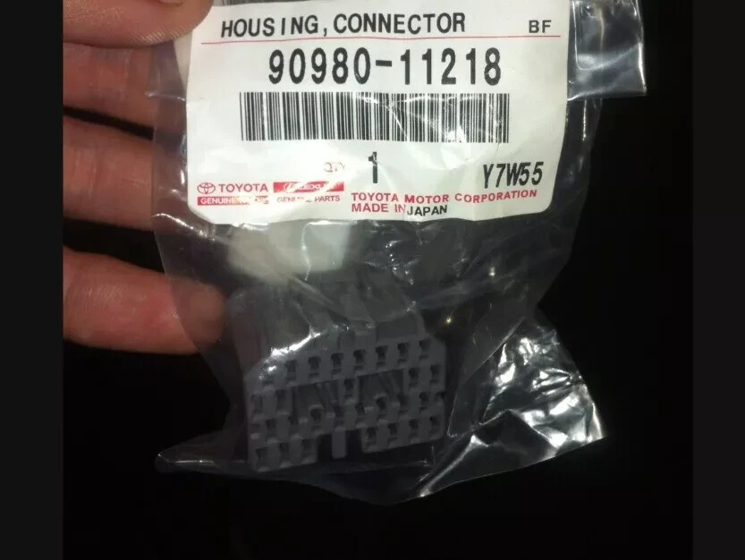 TOYOTA GENUINE HOUSING CONNECTOR F 90980 - 11218 | eBay
