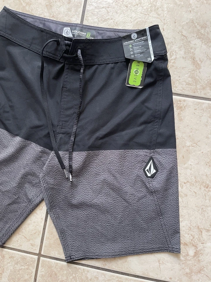 Volcom Stone Men's Swim Trunks Black 29W Athletic Summer Beach Water Surf Trunks - Image 2 of 4