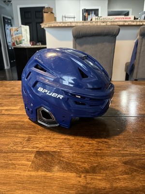 Bauer Reaktor 150 Ice Hockey Helmet, Blue, Size: Medium, Good Used Condition