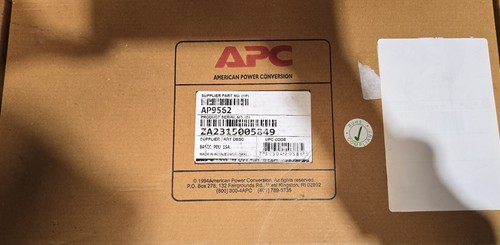 New In Box APC AP9562 Rack Power Distribution Unit