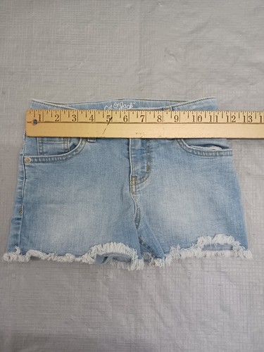 Shorts - Picture 3 of 6