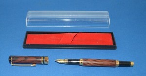 Beautiful Hand-Turned Walnut FP, used once