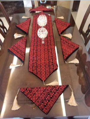 Mattress Table Embroidery 7 Pieces Multiple Color House Decor Cover Table Runner
