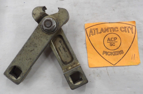 KENT MOORE TOOL J-35910 UNIVERSAL DRIVE FRONT AXLE SEAL CLAMP TOOL  