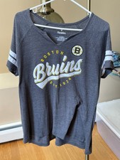 FANATICS BOSTON BRUINS EST 1924 XL WOMEN'S JERSEY STYLE HOCKEY V-NECK T-SHIRT
