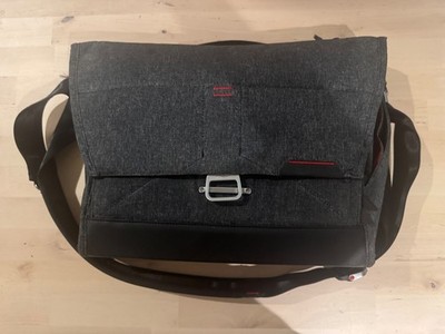 Peak Design Charcoal Everyday Messenger Shoulder Laptop Photography Bag 15''