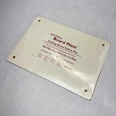 SAN JAMAR Saf-t-grip Mate Cutting Board Mat Non-slip 18'' W x 13'' White CBM1318