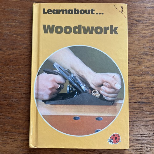 2 alte Marienkäfer Bücher Learnabout Holz- und Metallarbeiten Serie gebraucht