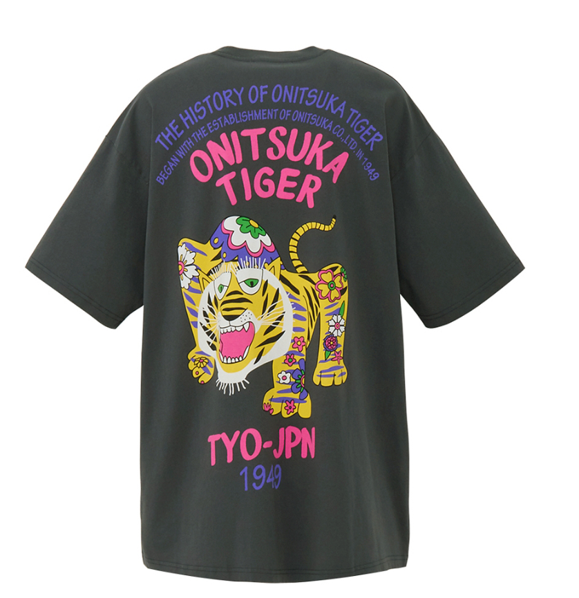 Onitsuka Tiger Oversized Graphic T-Shirt Unisex Lifestyle Tee Top