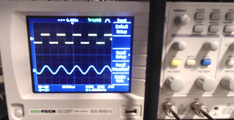 ISO-TECH IDS 6052-U Oscilloscope with 2x New Probes and software disk
