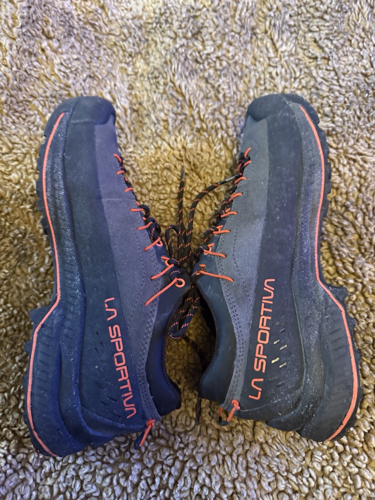 La Sportiva TX4 Climbing Shoes Men 8.5 Gray Approach Vibram Trail Jog Super Grip