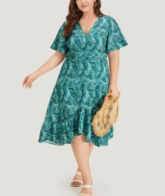 NWT 18-20/2X BloomChic Plant Print Ruffles Pocket Asymmetrical Hem Wrap Dress