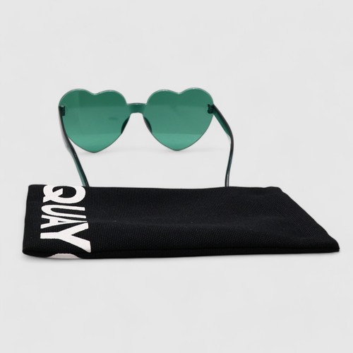 Quay Australia Heartbreaker occhiali da sole cuore - Foto 4 di 5