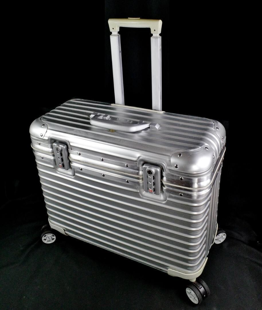 旧ロゴ RIMOWA PILOT 34L 新品未使用】Rimowa Pilot 34L 旧ロゴ廃盤モデル - メルカリ