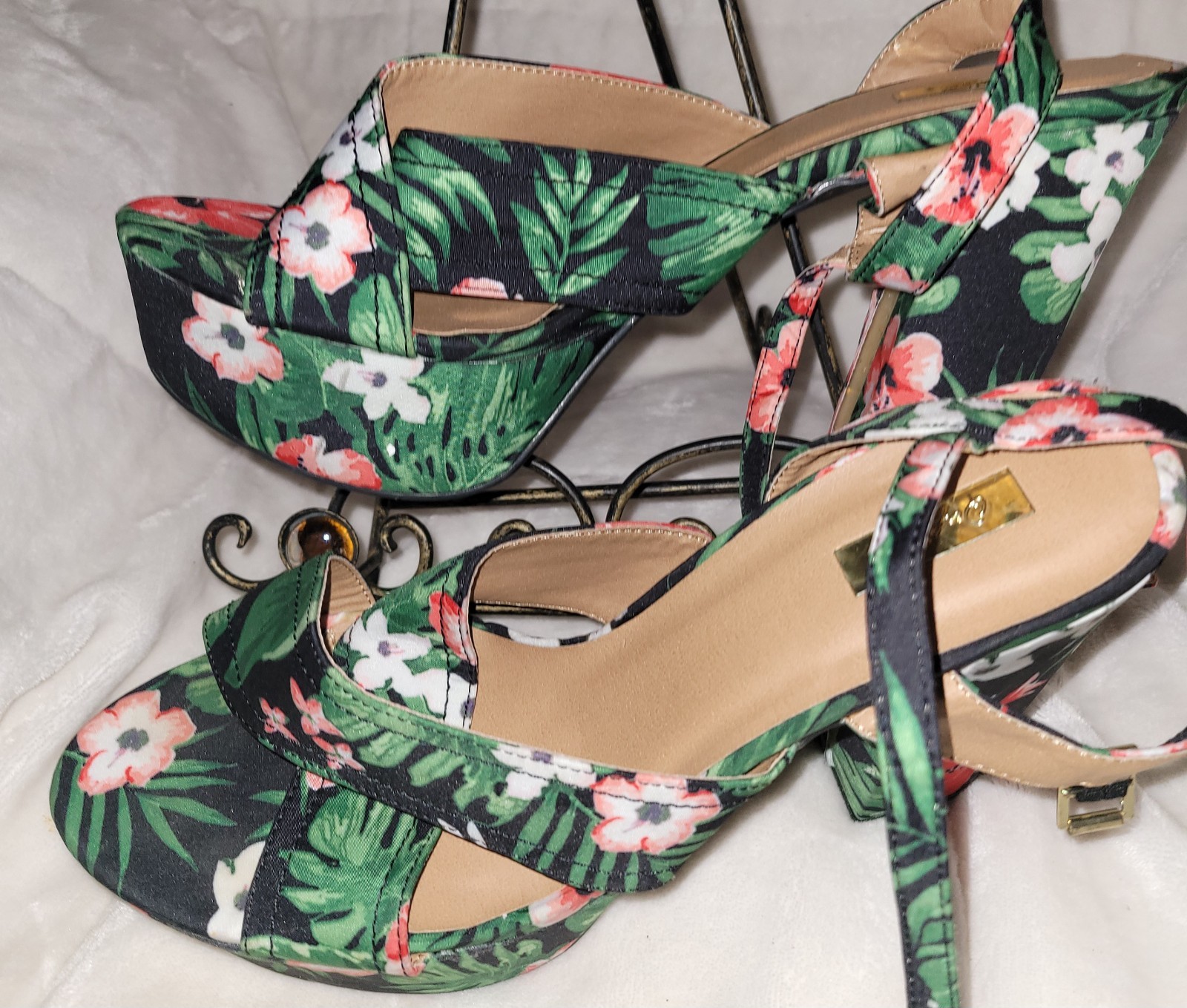 Qupid Tropical Print Thick Rectangular Strapped H… - image 3