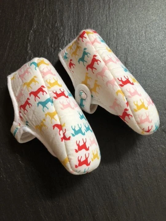 HERMES Bebé Primeros Zapatos Blanco Colorido Patrón Caballo Moda Accesorio de Lujo  Foto 3 de 3