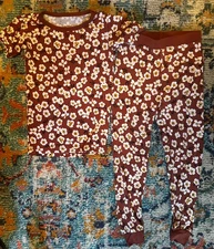 Little Sleepies Bamboo Two Piece Floral Pajama Set Size 4T Preowned.
